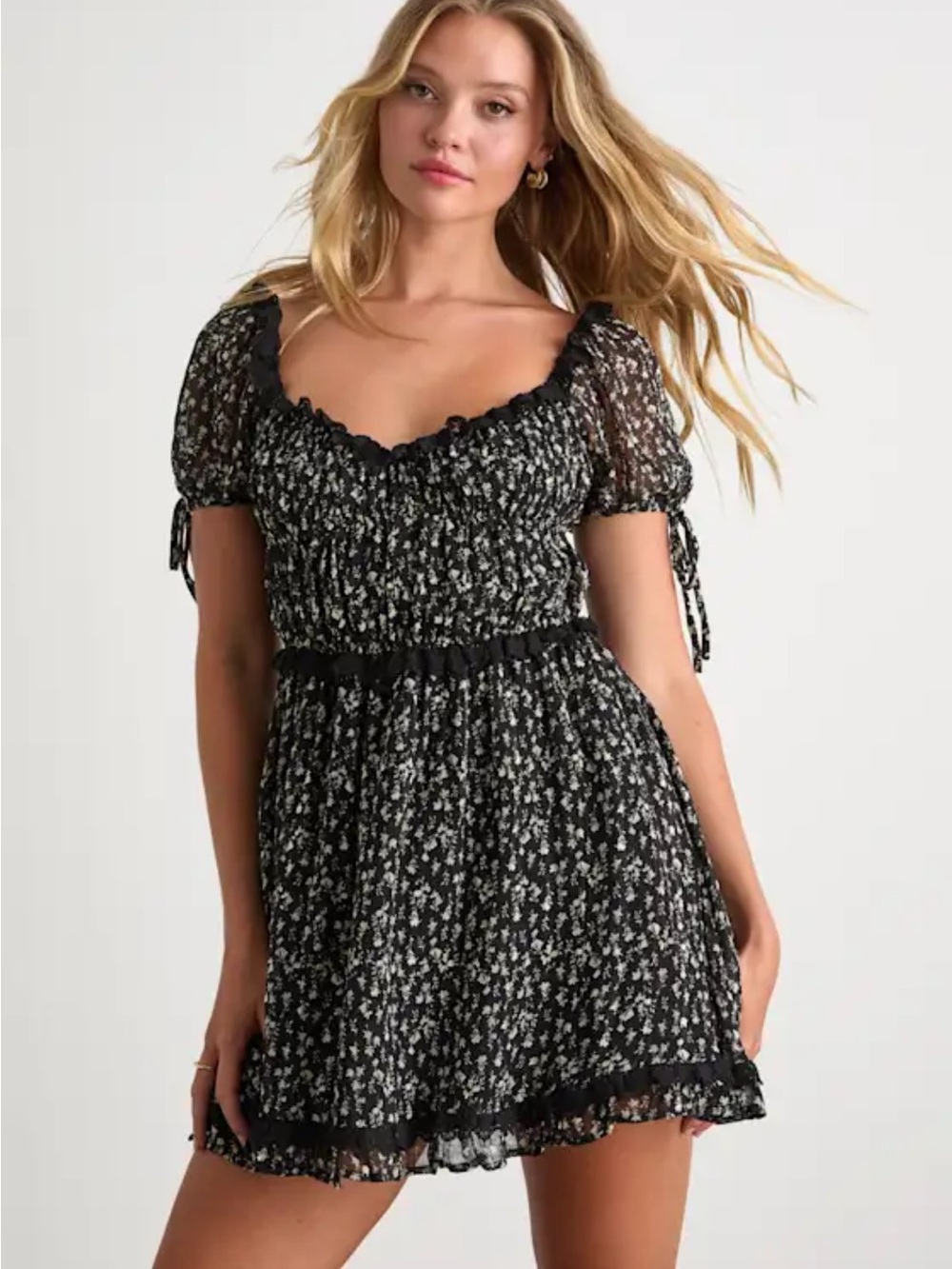 Lulu's Black Floral Smocked Puff-Sleeve Mini Dress